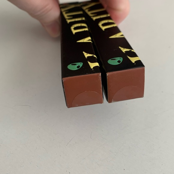 Karity 90's Edition The Mattes Liquid Lipstick - Pretty Fly NWT NLA Set of 2 - Picture 7 of 7